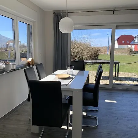 Haus Kranichfeld T * Lancken