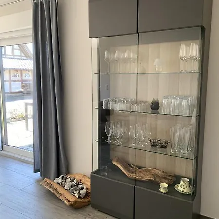 Apartment Haus Kranichfeld T Lancken