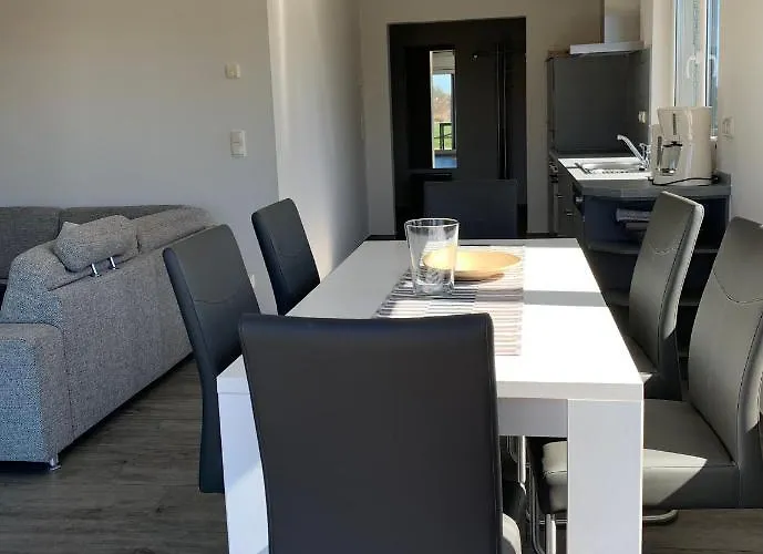 Haus Kranichfeld T Apartamento Lancken